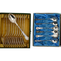 6 cuillères à moka en métal argenté, tra