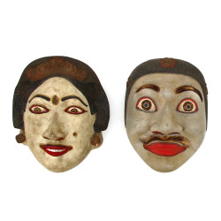BALI - Deux masques balinais en bois pol