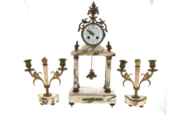 Garniture de cheminée en marbre de coule