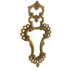 Miroir en bois doré probablement italien