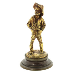 "Jeune Gavroche", sujet en bronze à pati
