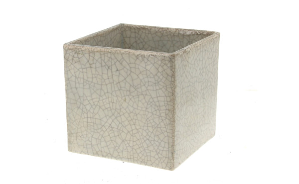 Jardinière en métal repoussé, reposant s