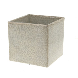 Jardinière en métal repoussé, reposant s