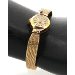 Montre bracelet de dame en or jaune, poi