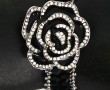 Bracelet en métal et perles noires à mot