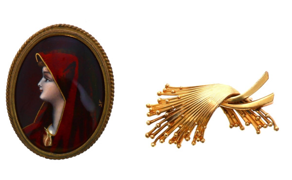 Lot de 2 broches : une broche en plaqué 