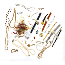 Lot de bijoux fantaisie divers, montres 