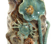Vase en céramique à décor de nénuphar, g