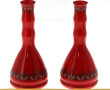 Paire de petits vases en verre rouge déc