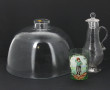 Verre timbale en verre émaillé à décor d