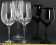 11 verres à pied en verre noir, H 23 cm 