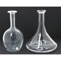 BACCARAT - Carafe en cristal, signée, H 