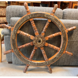 Grande barre à roue de marine
