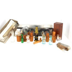 Petit microscope ancien en coffret bois 