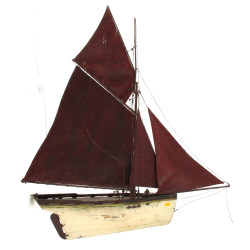 Maquette ancienne du voilier "St Henri Q