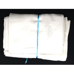 Lot de 2 draps brodés anciens dont un br