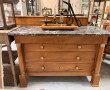 Commode style Empire ouvrant à 4 tiroirs