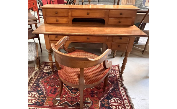 Bureau à gradin en bois fruitier, ouvran