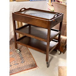 Desserte roulante. H 72 x L 62 x P 42 cm