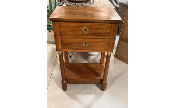 Chevet de style Empire en bois fruitier,