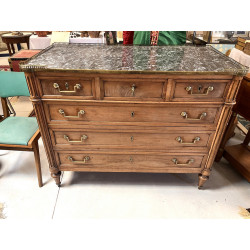 Grande commode de style Louis XVI en boi