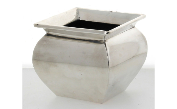 Vase ou petit cache-pot en métal argenté