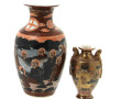 Deux vases en porcelaine Satsuma polychr