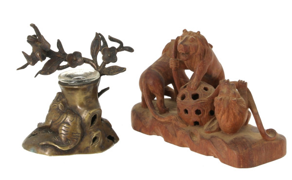 Encrier en bronze asiatique à décor d'un