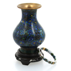 Lot comprenant un vase cloisonné chinois