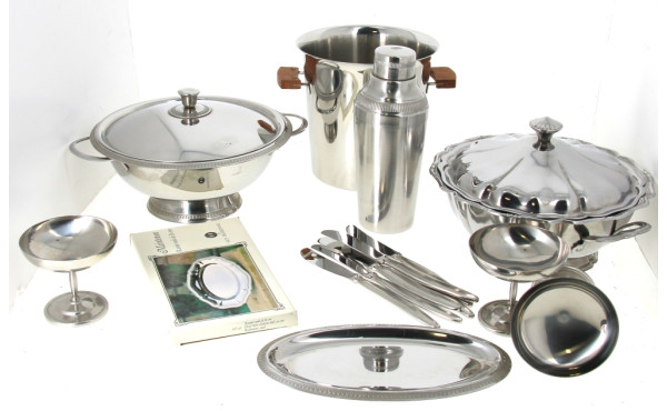 LOT D'INOX dont Guy Degrennes : 2 légumi