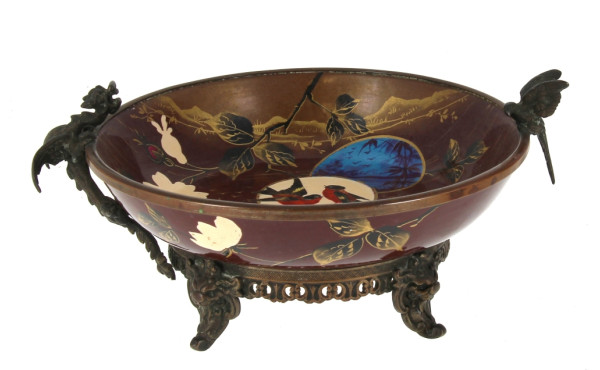 Coupe montée en faïence fine à décor jap