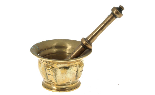 Mortier H 7 cm et son pilon en bronze (u