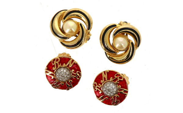 NINA RICCI - Paire de clips d'oreilles e