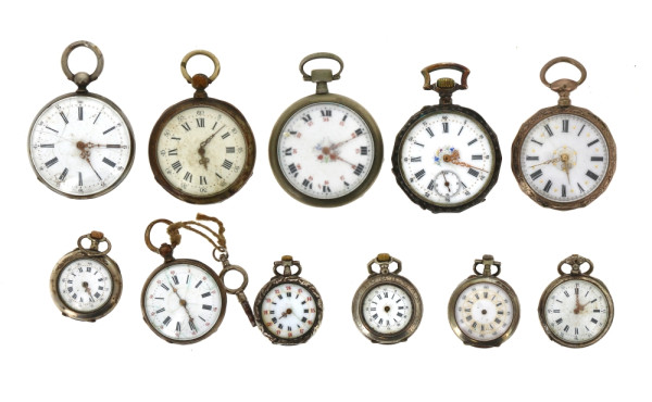 Lot de 12 montres de col et de gousset e