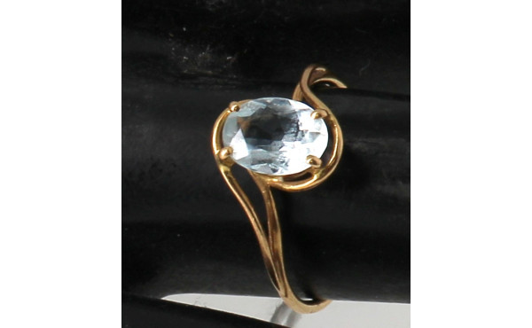 Bague en or jaune 18 carats, poinçon têt