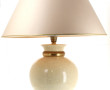 Lampe décorative en faïence ivoire et or