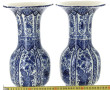 DELFT - Paire de vases à col évasé en fa