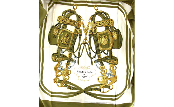 HERMES PARIS - Carré en soie "Brides de 