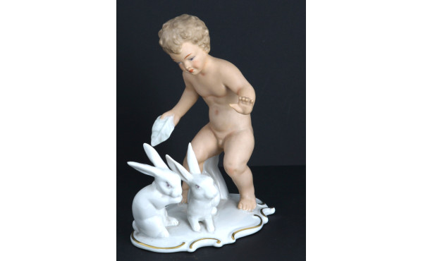 Groupe en porcelaine et biscuit, figuran