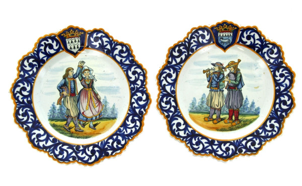 HENRIOT Quimper - Paire d'assiettes à bo