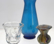 Lot de 3 vases : un en cristal H 15 cm :