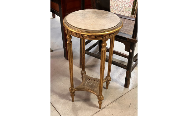 Sellette de style Louis XVI, bois doré, 