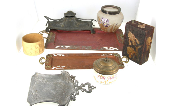 ART NOUVEAU - Lot comprenant un encrier 