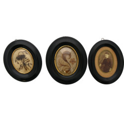 Deux petits tableaux de cheveux, époque 