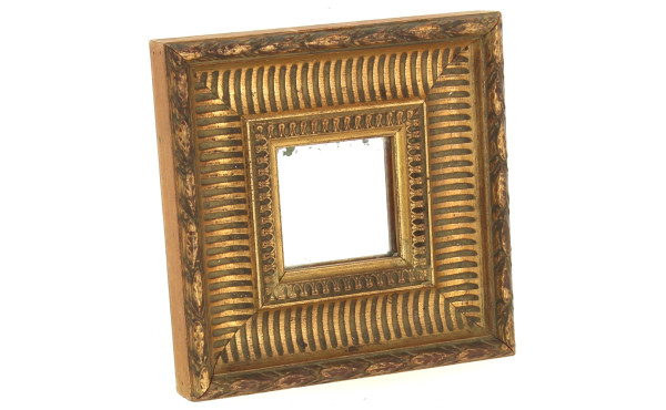 Petit miroir carré dans le goût du XVIII