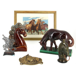 Thème CHEVAUX - 2 sujets en faïence "Bus