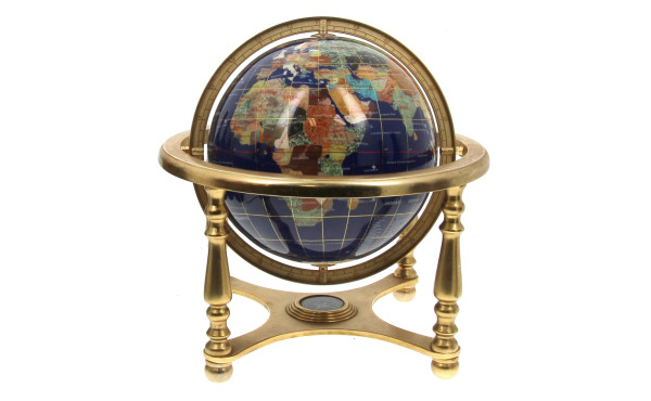 Globe en résine et fines plaques de pier