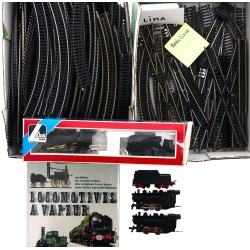 Lot de trains Ho dont locomotive à vapeu