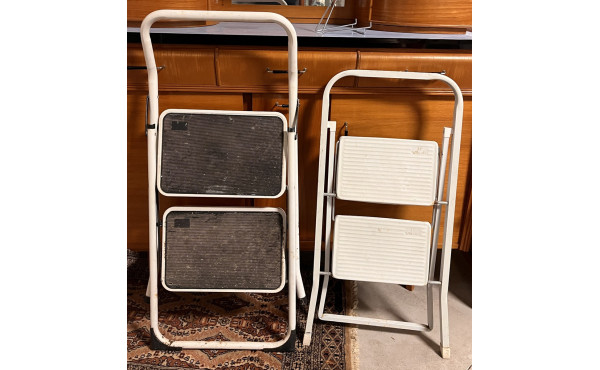 2 escabeaux 2 marches