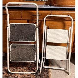 2 escabeaux 2 marches